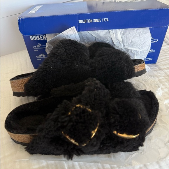 Birkenstock Shoes - NIB Birkenstock Arizona Big Buckle Teddy Shearling Size 38 Medium/Narrow